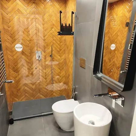 アパート Rdhomes Falvo, Vomero