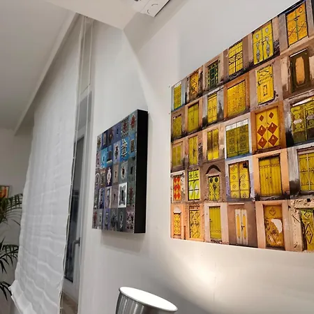 Rdhomes Falvo, Vomero * ナポリ