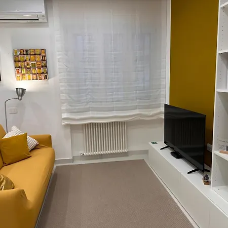 Rdhomes Falvo, Vomero