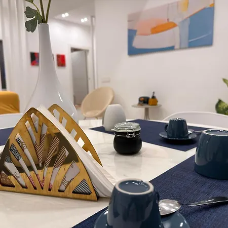 アパート Rdhomes Falvo, Vomero *