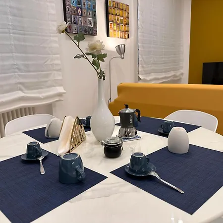 Rdhomes Falvo, Vomero