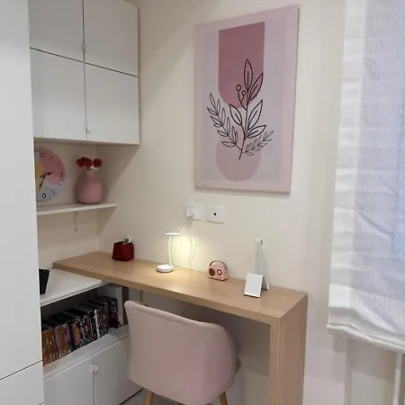 アパート Rdhomes Falvo, Vomero ナポリ