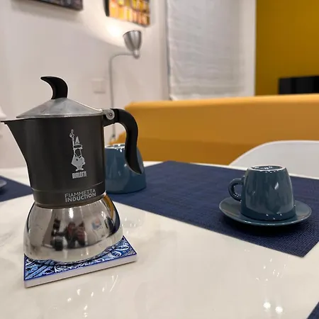 Rdhomes Falvo, Vomero アパート ナポリ