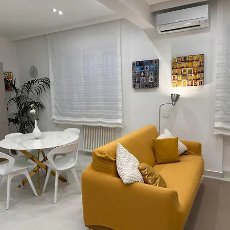 Apartment Rdhomes Falvo, Vomero *